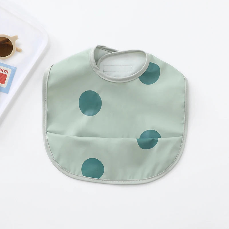 Mini Chef à Prova D’Água – Proteção e Estilo na Hora da Papinha