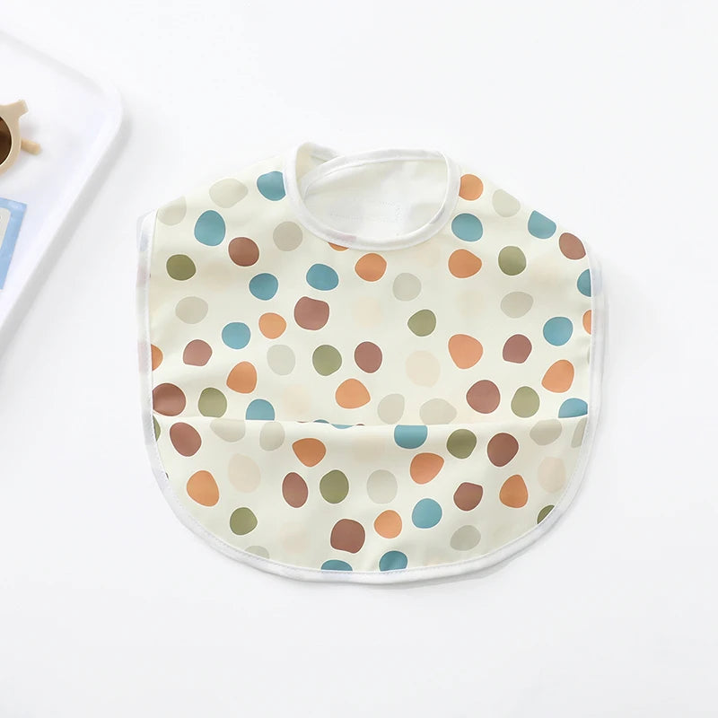 Mini Chef à Prova D’Água – Proteção e Estilo na Hora da Papinha
